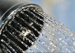 120419shower01.jpg