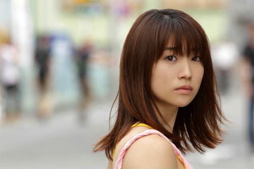 “AKB48のセンター”が「出会いカフェ」で小遣い稼ぎ