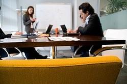 職場の気になるアノ人が退職…そのときあなたは?