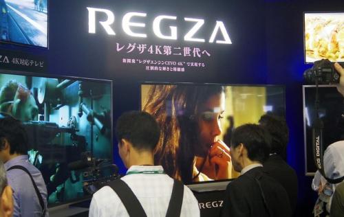 東芝、発表したての「レグザZ7シリーズ」を大々的に展示【CEATEC JAPAN 2012】