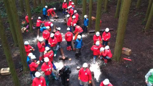 社長から社員まで320人が森林づくりを体験　コカ・コーラ社の工場水源保護活動にドローンで密着！