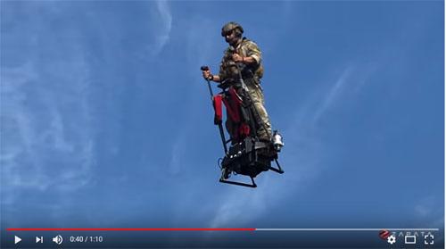 動画：アメリカ軍も興味津々？　「空飛ぶセグウェイ」の未来感がすごい
