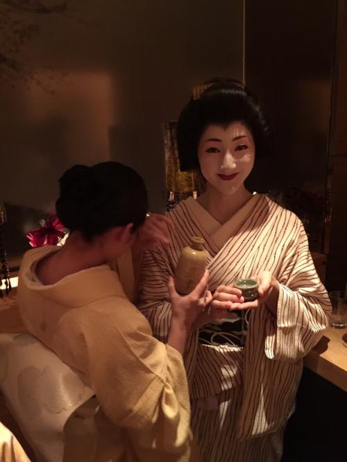 京都の芸妓、初めてのセンベロ！『京都×祇園ディープ探訪～第３回～』