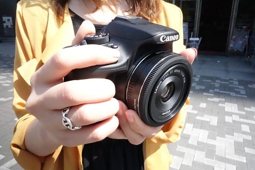 デジタル一眼美品　Canon EOS KISS X7 レンズキットにパンケーキレンズ付き