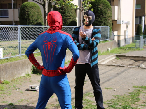 動画 人のマスクをパクリやがって 横山緑とスパイダーマンが マスクマン 対決 ガジェット通信 Getnews