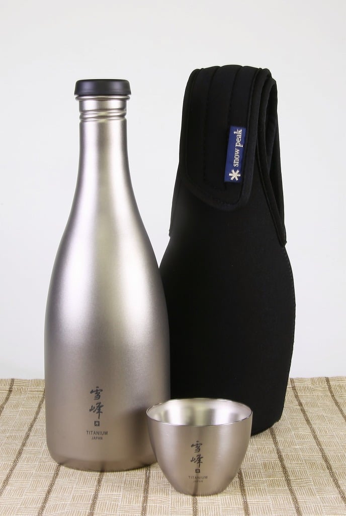 【新品未使用】酒筒(さかづつ)Titanium、お猪口、ケース、酒筒ネオプレンケース