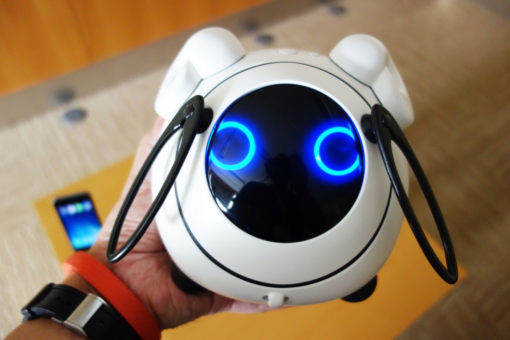 動画】タカラトミーが人間と会話できるロボットおもちゃ『OHaNAS』を 
