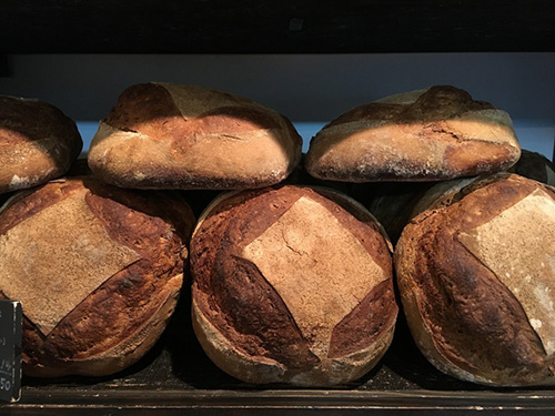 捨てないパン屋（旅するパン屋　＆　deRien blog）