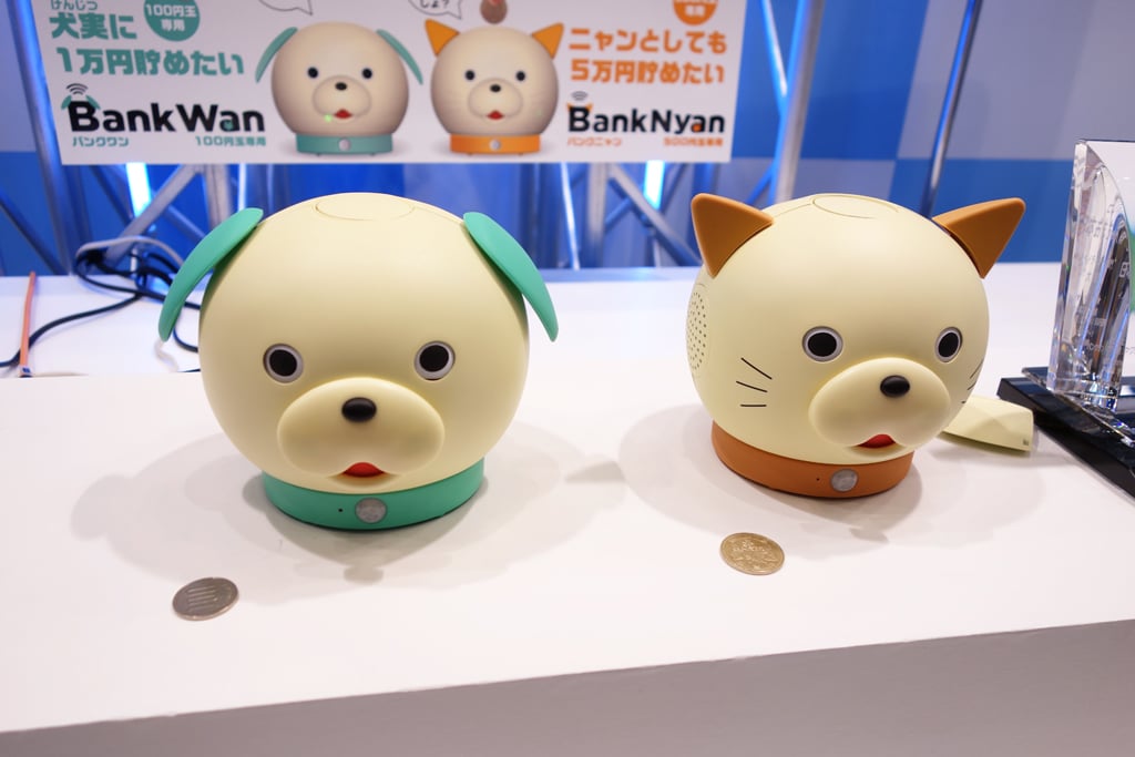 東京おもちゃショー2018：IoT機能を搭載したタカラトミーアーツのおしゃべり貯金箱『バンクワン/バンクニャン』