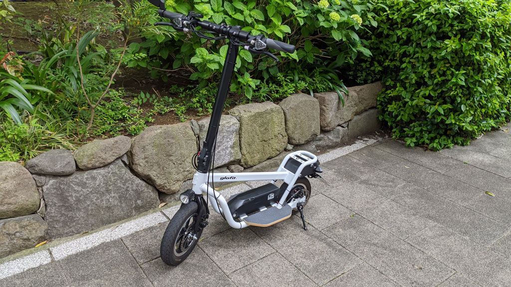 Glafitの立ち乗り電動バイク X Scooter Lom に乗ってみた 公道の移動が新しい体験になるパーソナルモビリティ 記事詳細 Infoseekニュース