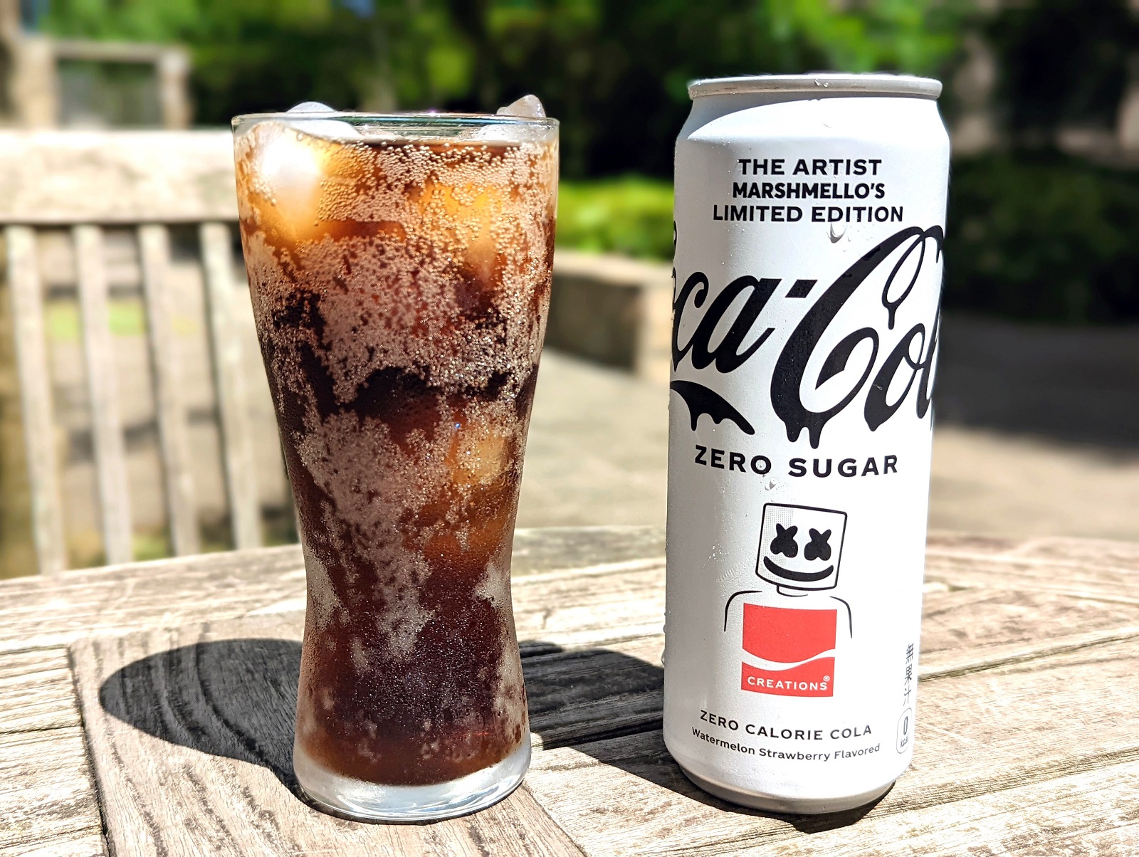 コカ・コーラ×マシュメロのコラボ缶が新登場 「この夏にしか味わえない