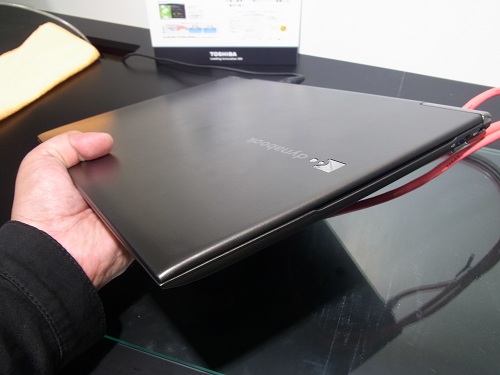 【CEATEC JAPAN 2011】ノートPCの新カテゴリー“Ultrabook”とは？　国内初の東芝『dynabook R631』はじめ各社が出展