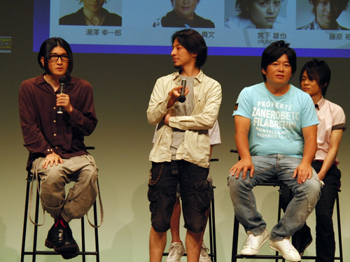 （左から）湯澤幸一郎さん、ひろゆきさん、堀江貴文さん