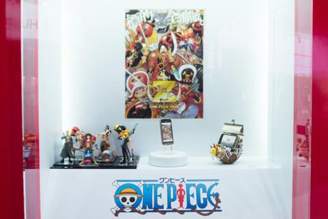 【CEATEC JAPAN 2012】NTTドコモブース、人気爆発中のワンピースとのコラボスマホ「N-02E ONE PIECE」を先行展示!