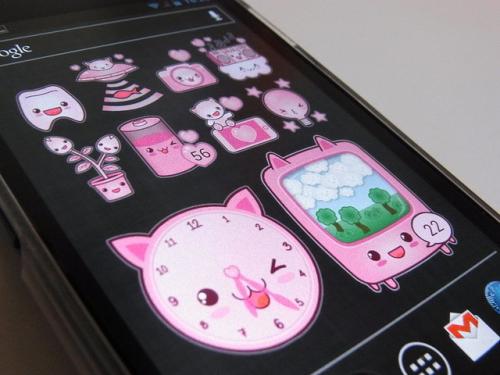 明るさ調整やWi-Fiなどの機能は可愛すぎるウィジェットにお任せしよう♪しかも、嬉しいウィジェットパック「AFW - カワイイウィジェット」【Androidアプリ】
