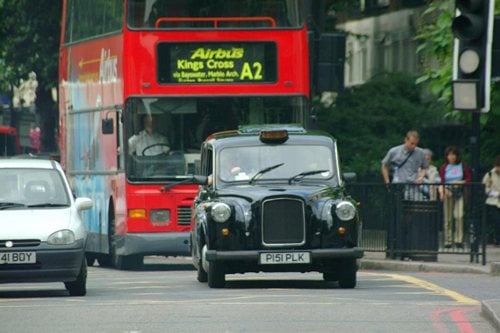 London Black Cab with dubble-decker