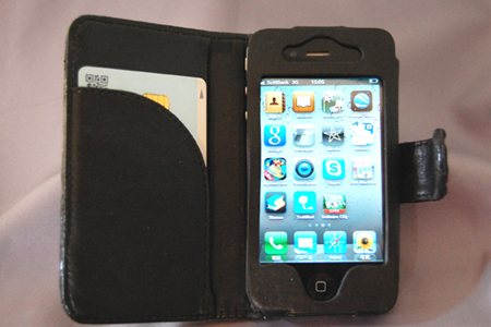 マーユ『iPhone 4 横開きブック型レザーケース