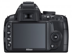 ニコンのデジタル一眼レフカメラ、エントリーモデル『D3000』と最上位