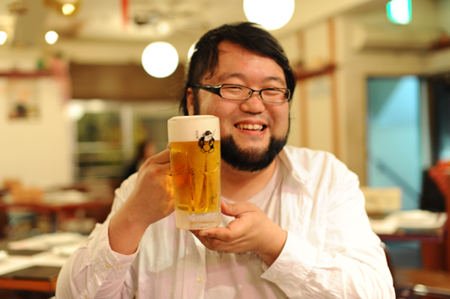 なぜビールは水よりも大量に飲めるのか？