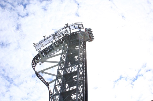 【動画あり】最大落下角度121度　富士急ハイランドの絶叫アトラクション『高飛車』に乗ってきた！