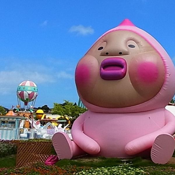 高さ約6mの巨大カクレモモジリが東北に現る!?「こびとづかん」夏休み