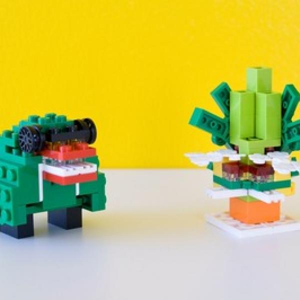 レゴブロックでお正月飾りを作ろう！ 都内初の量り売りショップ「Pick A Brick」が登場 ｜ ガジェット通信 GetNews