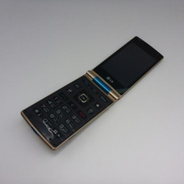 ガラケーみたいなのに中身はSIMフリースマートフォン！ 『LG WINE
