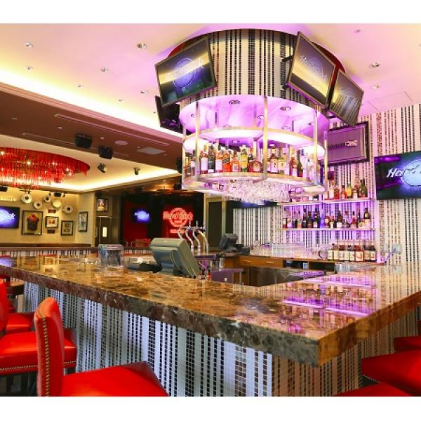 アメリカンレストラン「ハードロックカフェ福岡店」がJRJP博多ビル開業