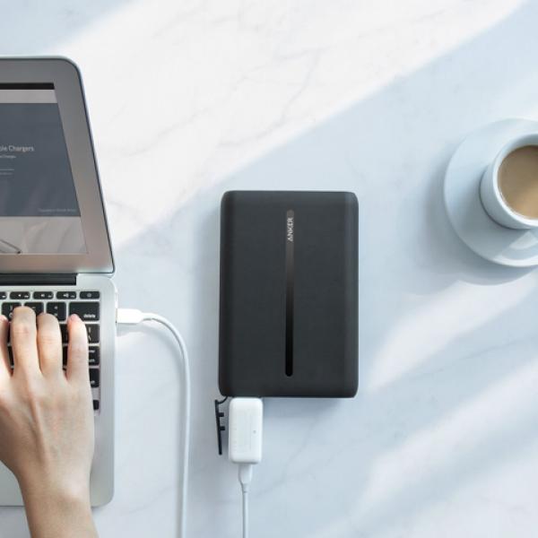 アンカー・ジャパンがAC電源供給できるモバイルバッテリー『Anker PowerCore AC』を2000台限定で発売