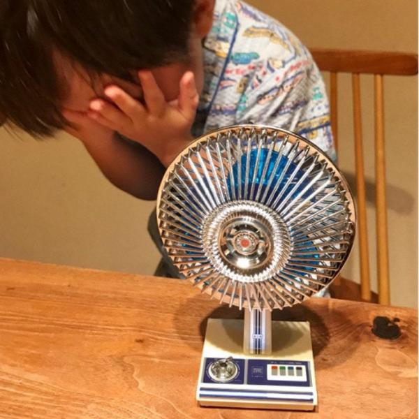 大好きな“旧式扇風機”にうれし泣き!?　3歳の男の子のかわいすぎる反応がTwitterで話題に