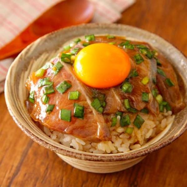 飯泥棒レシピ「刺身のニラだれ漬け」が話題に「ゴマ油とにんにく、夢の共演」