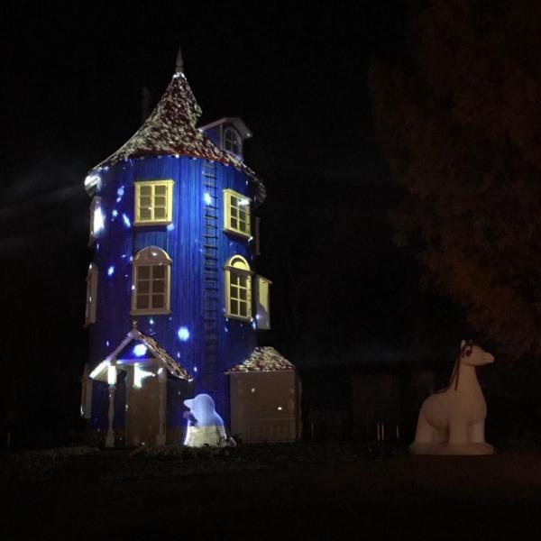 ムーミンバレーパークにオーロラ出現　圧巻のプロジェクションマッピングが開催　行ってみた