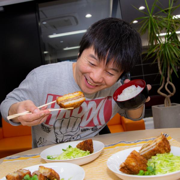 マクド「ごはんバーガー」を油で揚げた「ごはんバーガーフライ」を白米のおかずにしたら未知の旅へ