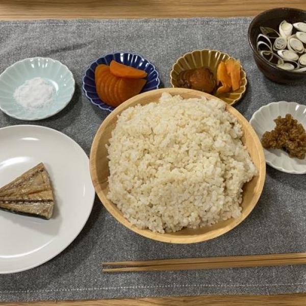 江戸時代の食事の一例を再現したらこうなった！玄米のボリュームが凄まじい