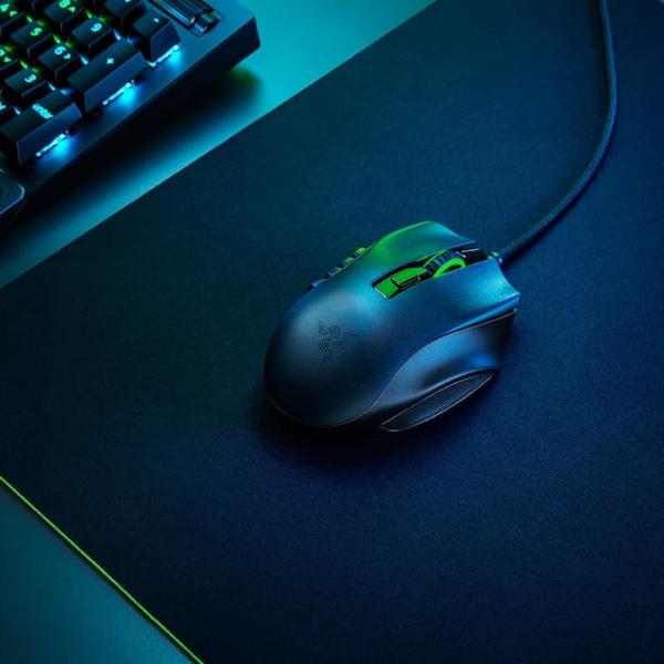 Razer Naga X ゲーミングマウス 本体 多ボタンながら軽量のMMOゲーミングマウス「Razer Naga X」日本発売