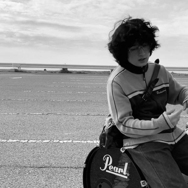Cwondo、1stアルバム『Hernia』よりMV「Garbage」公開