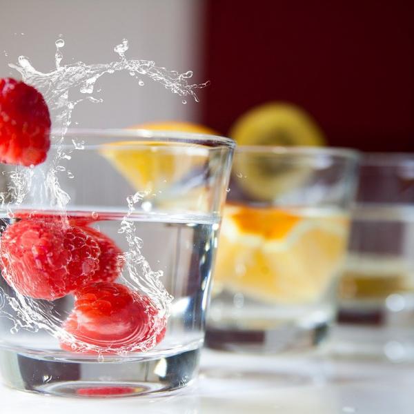 【のむ】「飲む」と「呑む」の違いは？お酒は飲む？それとも呑むなの？