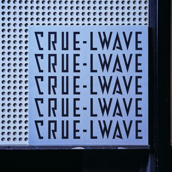 瀧見憲司(KENJI TAKIMI)による CRUE-L RECORDS と WAVE が
