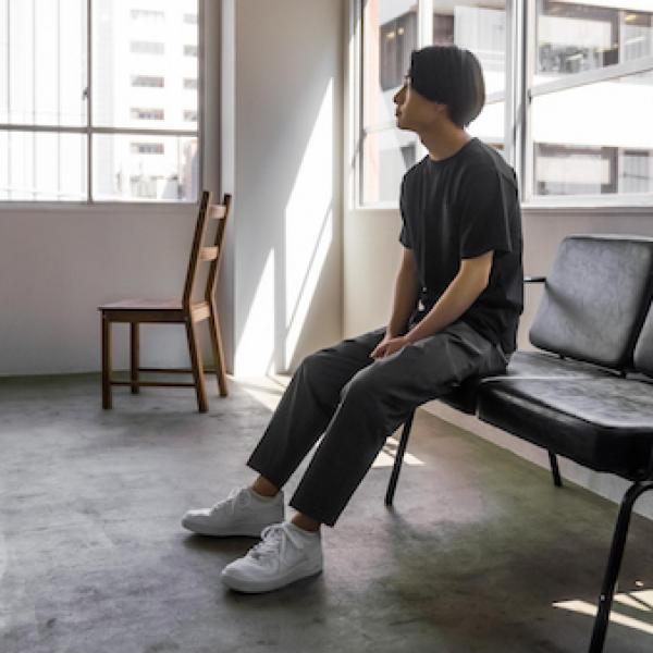 お直し不要！165cm未満男性のためのスラックスパンツ「calm tapered