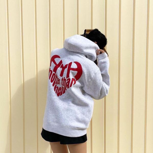 ストリート女子がみんな狙ってる「今アツいブランド」って？ハートのロゴがかわいすぎる“HTH”に大注目