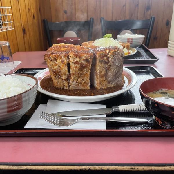 ステーキが巨大すぎてマジでヤバかった件