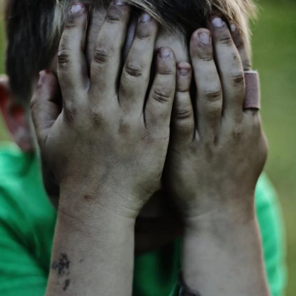 バングラディシュでかくれんぼしていた少年がマレーシアで見つかる 「命懸けのかくれんぼ」「無事でなにより」