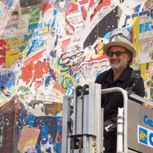 「キュナード× Mr.Brainwash」ポップアートの奇才とコラボした壁画がクイーン・エリザベス号内で展示