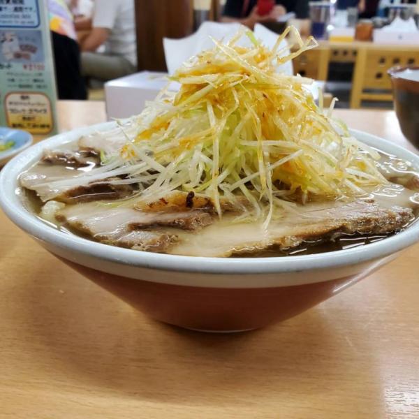 麺が見えないほどのチャーシュー！ 喜多方ラーメン御三家のひとつ 福島