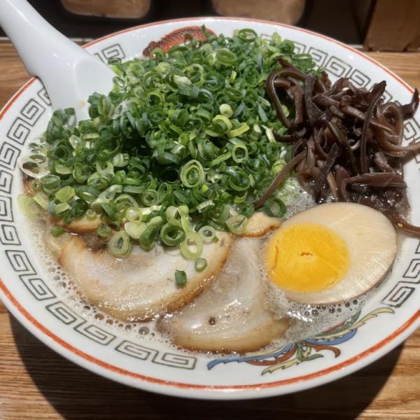 ゲキウマ確定の博多ラーメン店『でぶちゃん』店主が語る / 理解してるラーメン屋さんが全体の1割もいない情報