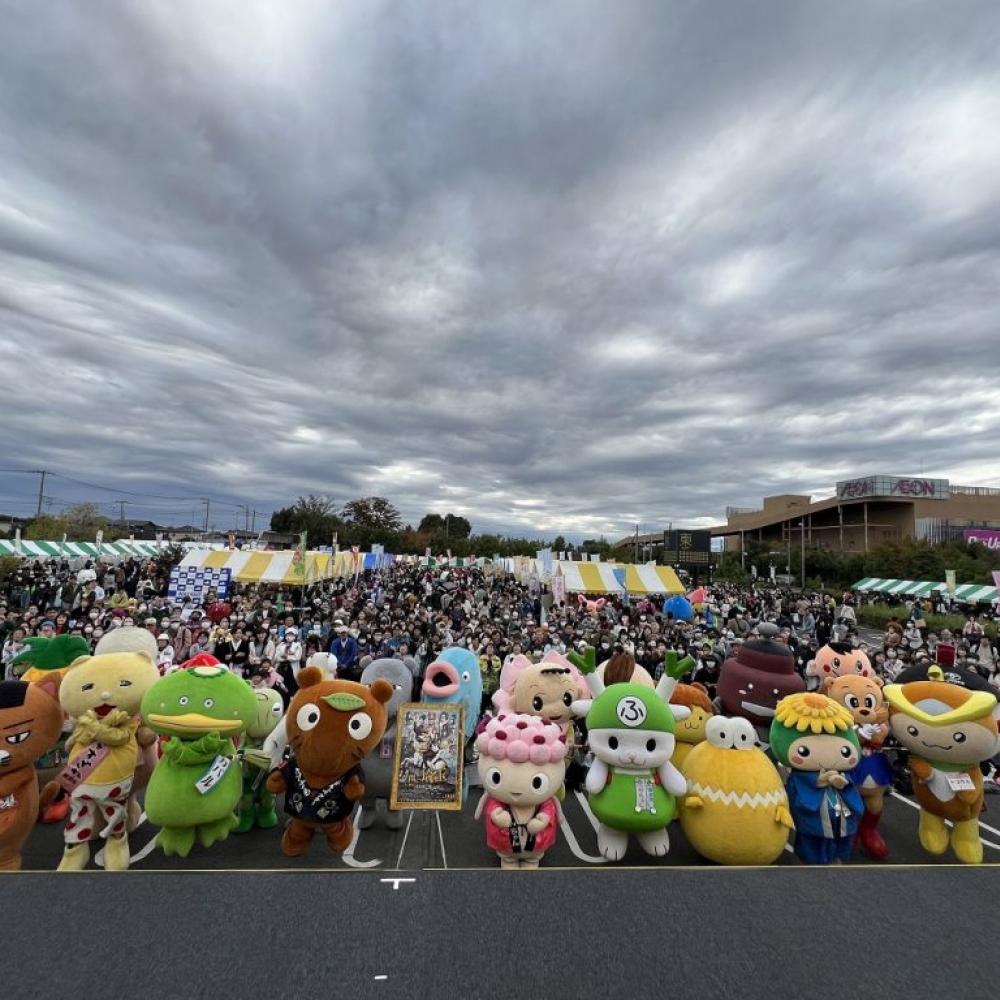 総勢53体の埼玉県ご当地キャラクターが『翔んで埼玉 ～琵琶湖より愛を