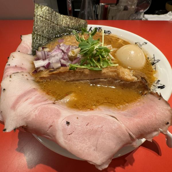 ラーメン屋『人類みなウチのラーメン』で味噌ラーメンを食べた結果