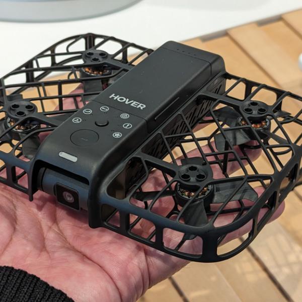 HoverAir X1 Smart （黒） HOVERAir X1 Smart - 99gのAI飛行カメラ – Japan HOVERAir