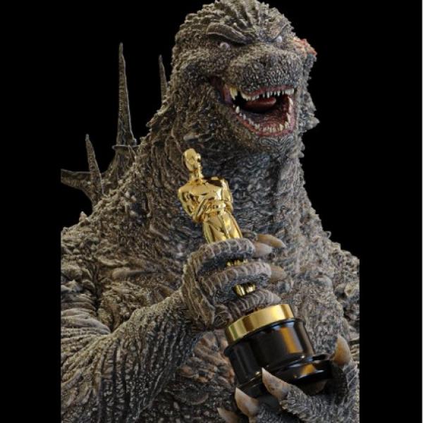 ゴジラ大好きVFXアーティストによる「オスカー像を手にしたゴジラ」の映像が注目集める