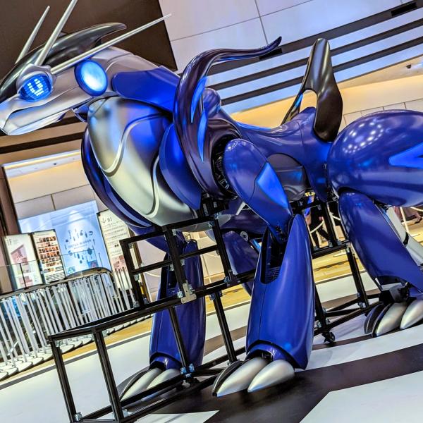 トヨタとポケモンがミライドンをつくっちゃった！ 4足歩行に加えて人が乗れるドライブモードも